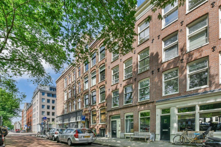 Bekijk foto 1/47 van apartment in Amsterdam