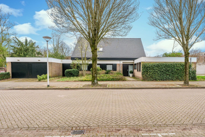 Bekijk foto 1/39 van house in Helmond