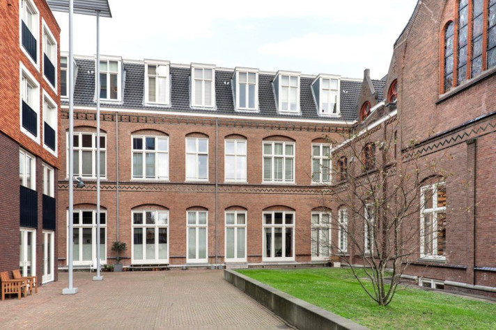 Bekijk foto 1/26 van apartment in Haarlem
